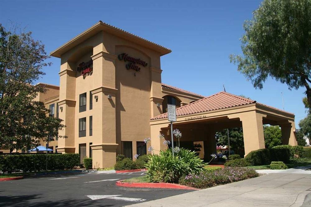 Hampton Inn Oakland-Hayward Ngoại thất bức ảnh