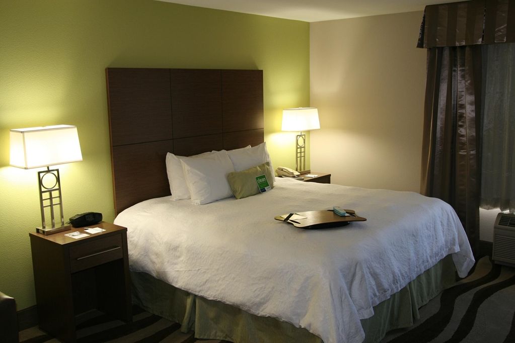 Hampton Inn Oakland-Hayward Phòng bức ảnh