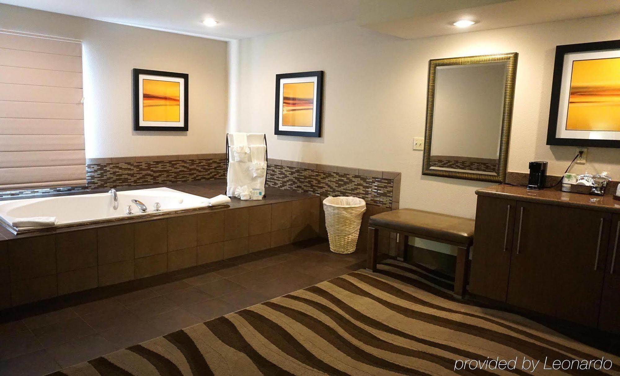 Hampton Inn Oakland-Hayward Ngoại thất bức ảnh