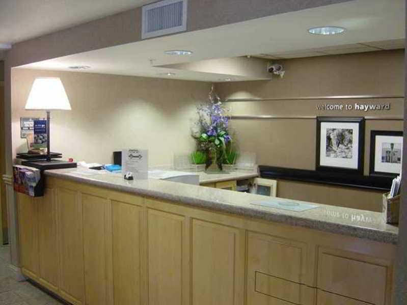 Hampton Inn Oakland-Hayward Ngoại thất bức ảnh